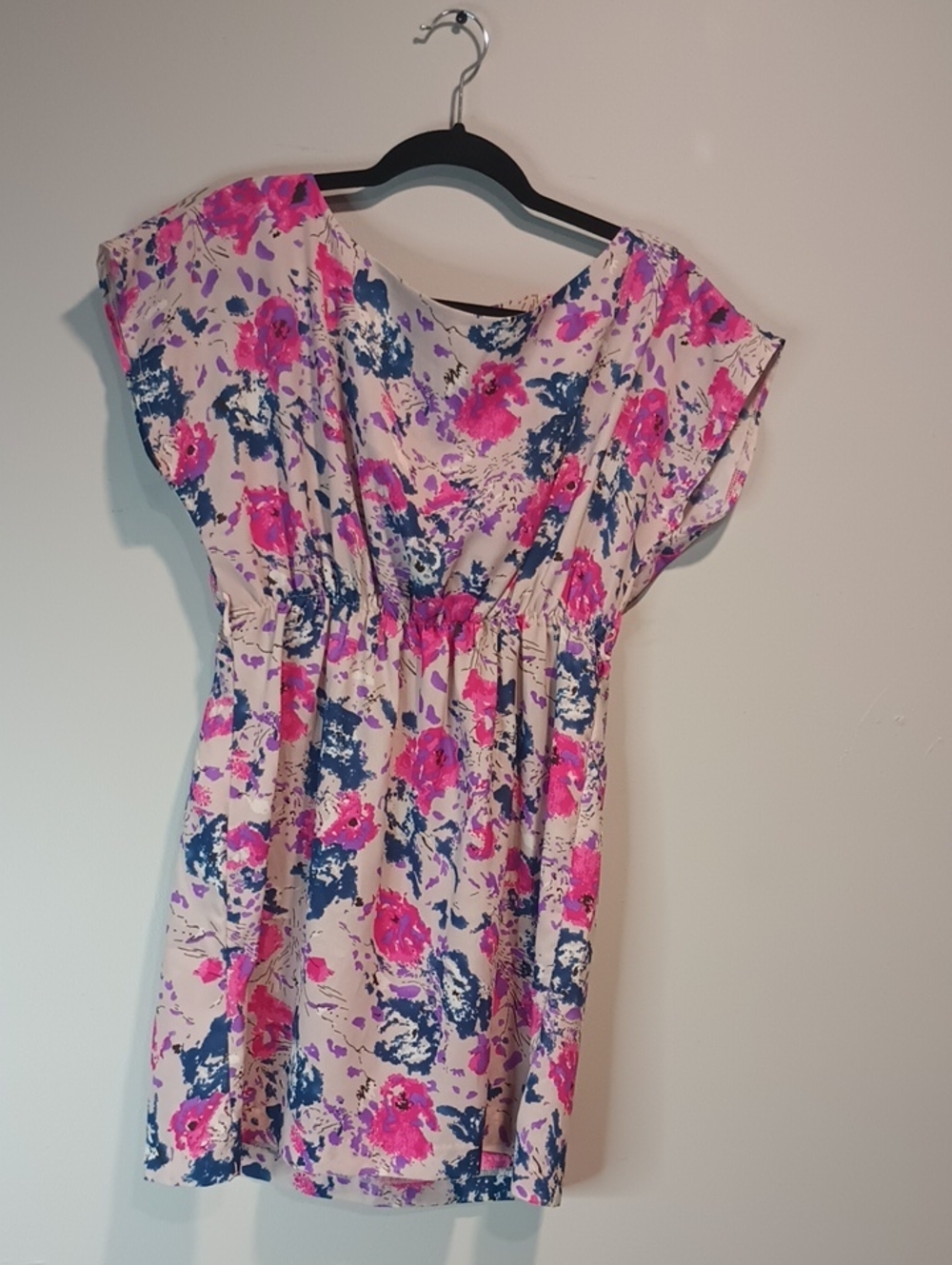 Floral Print Short Sleeve Dress in Pink and Navy